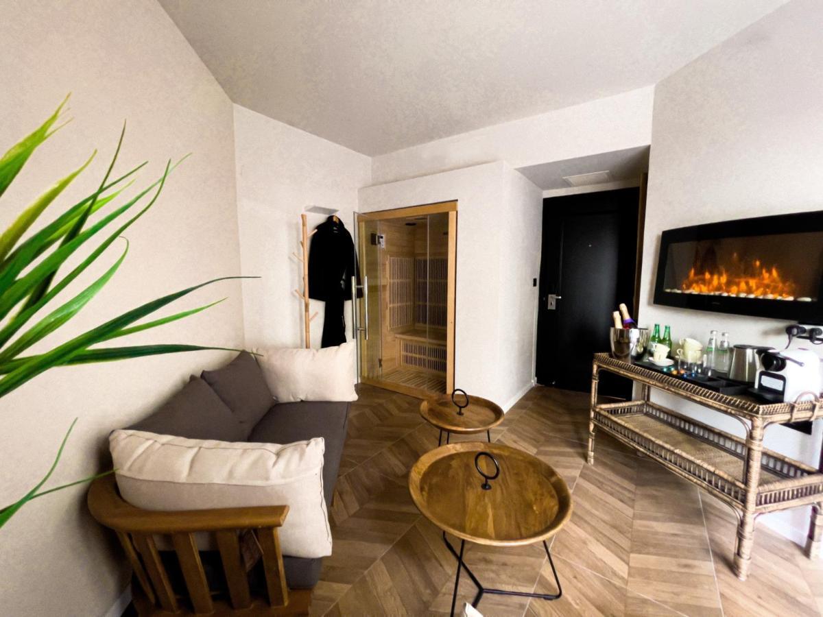 Share Suites Hotel Bat-Yam Bat Yam Exteriör bild